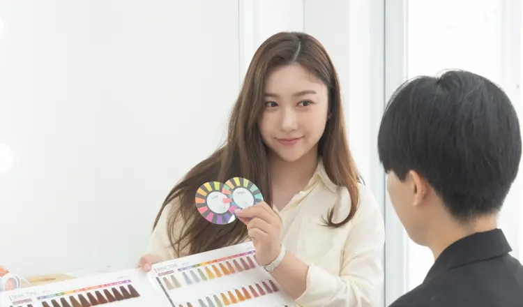 Monque Colorlab Apgujeong Main Branch