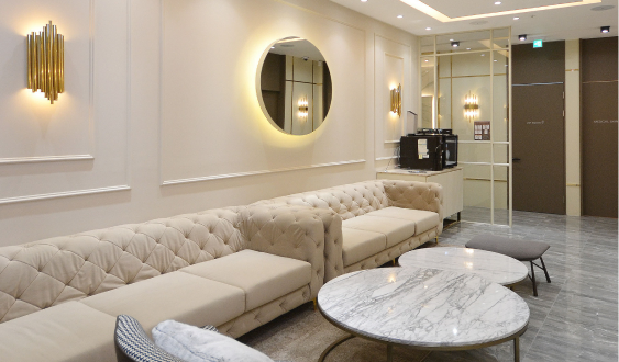 SHINE WORLD Dermatology Clinic