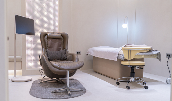 SHINE WORLD Dermatology Clinic